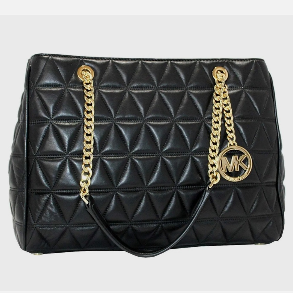 NWOT Michael Kors Black Quilted Shoulder Bag with Gold Chain